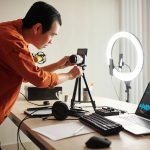 Kreator Konten Yang Menginspirasi Tren Online