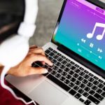Tren Hiburan Digital Di Era Internet Cepat