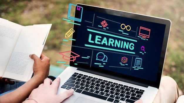 Peran Teknologi Digital Dalam Pendidikan Masa Kini
