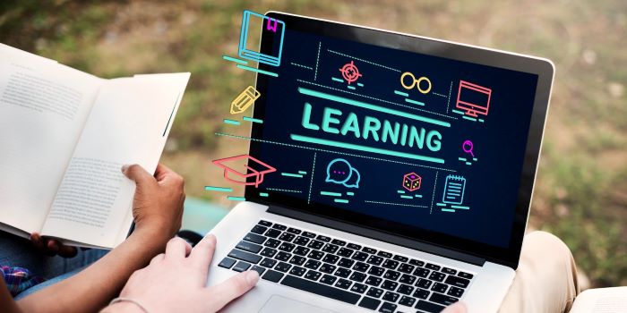 Peran Teknologi Digital Dalam Pendidikan Masa Kini