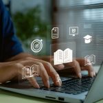 Perkembangan Teknologi Digital Dalam Kehidupan Sehari-Hari
